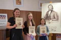 zos_hurbanov_pamatnik_holic-83