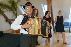 ZOS SENICA_VYSTAVA MARIAN HOLENKA_VERNISAZ 15062018_005