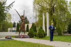 Fotografia-Pietna-spomienka-pri-prilezitosti-76.-vyrocia-ukoncenia-2.-svetovej-vojny-10